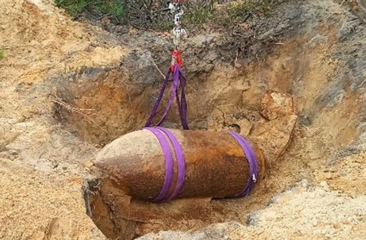 Olszyna: Grzybiarz znalazł bombę z czasów II wojny światowej Niewybuch znaleziony w lesie koło Olszyny