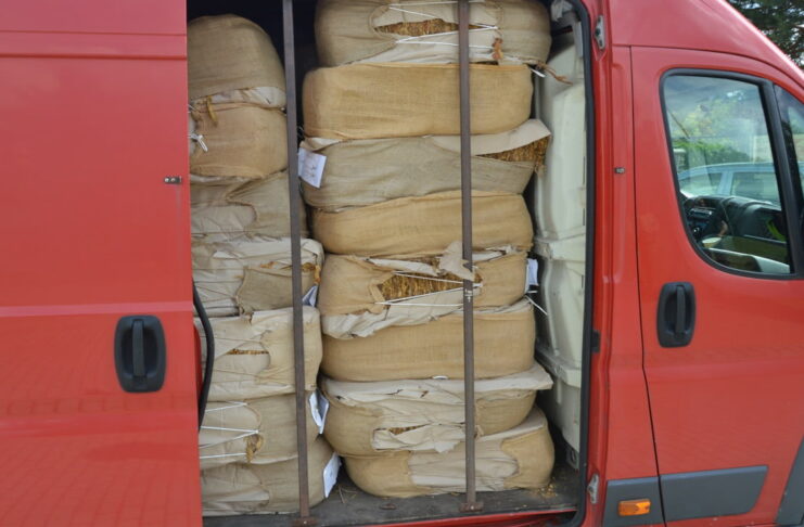 Transport nielegalnego tytoniu, Tuplice