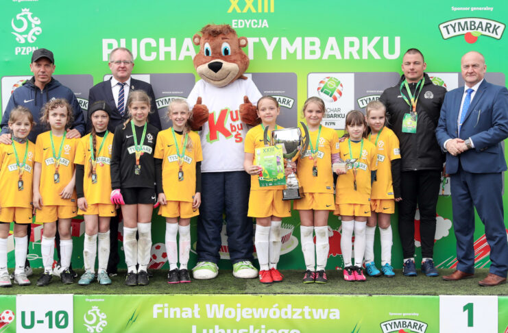 Finały wojewódzkie Pucharu Tymbarku: Zespół Szkolno-Przedszkolny w Jasieniu